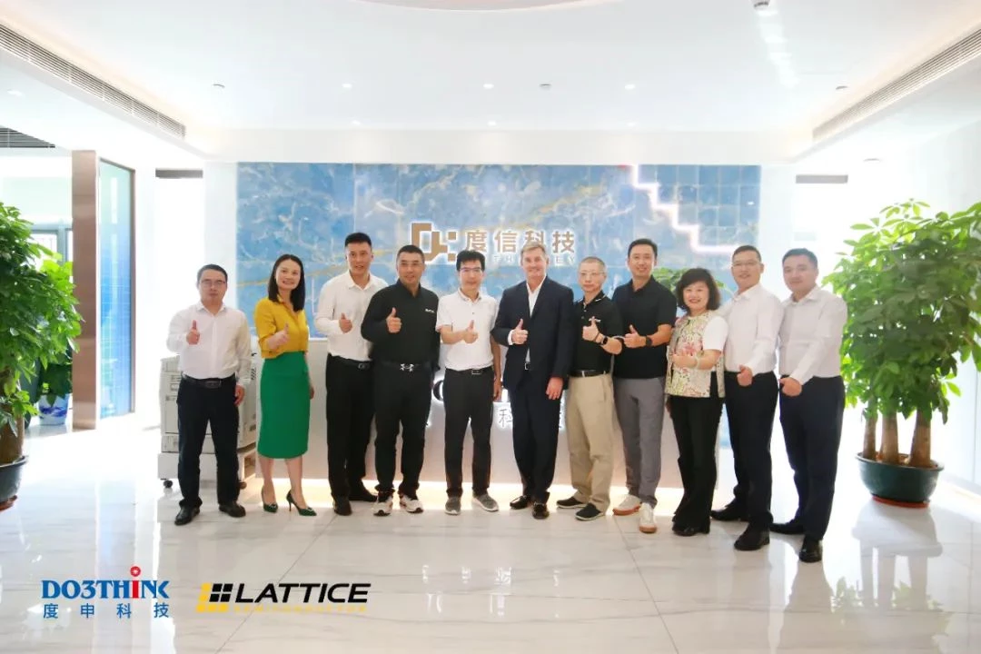 Lattice和Do3think人员合照